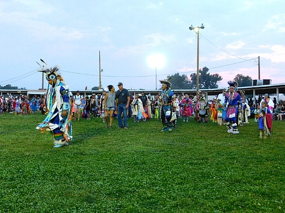 99CAD53B5B7E490C05F4B8