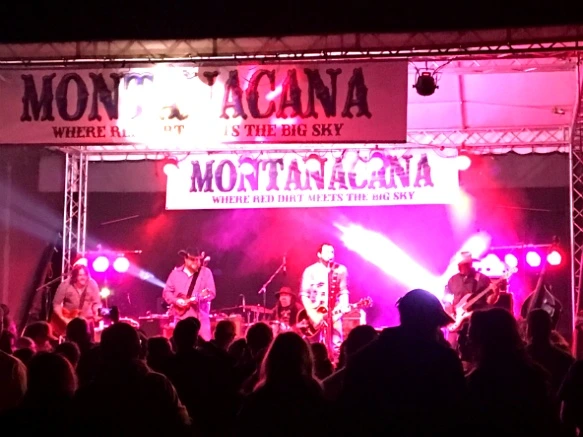 99893C33599E535F24800D