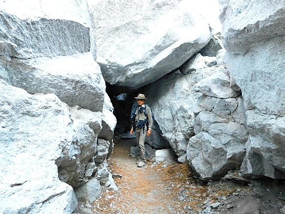 9949EA4A5BDBD9971618F6