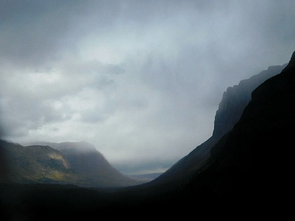 992102385BAAFE382C7A31