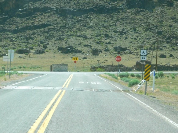 24235640576F44E21B3891