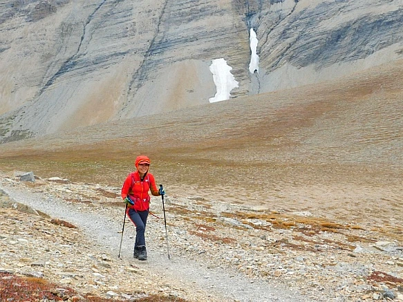 99884F485BA05B90012657