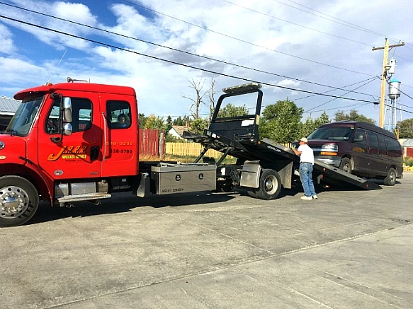 9961E1495B95EF211833AB