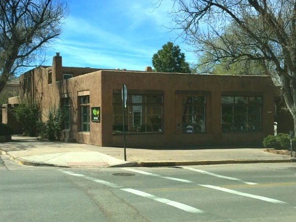 272AD63A5716E5E1203BD6