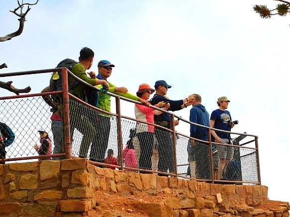 99B7404A5BC56CC80C1A5B