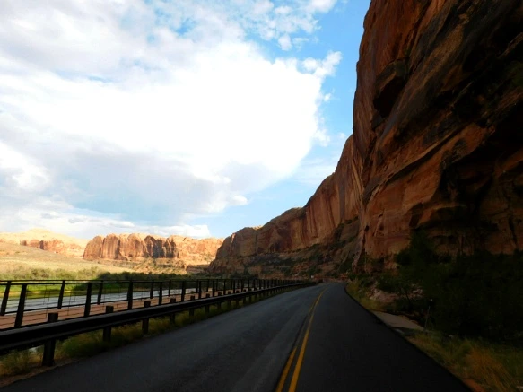 997BFB3359B4845B120703