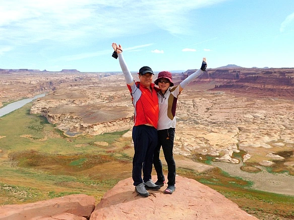 99483E4E5BBC2B410527EE