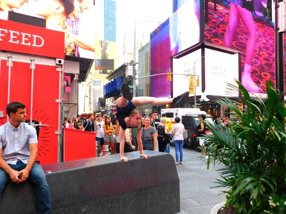 9985AF4A5B5DFC3704F629