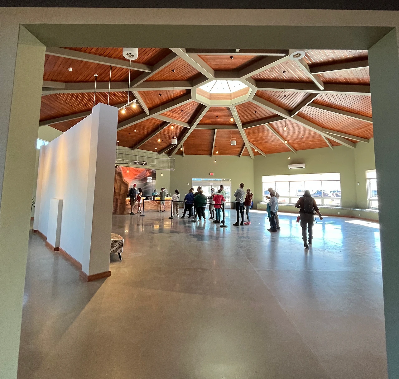 P20221018_024535956_DA762FBB-B699-46E1-9855-FF4B8602FE10 conv.jpeg