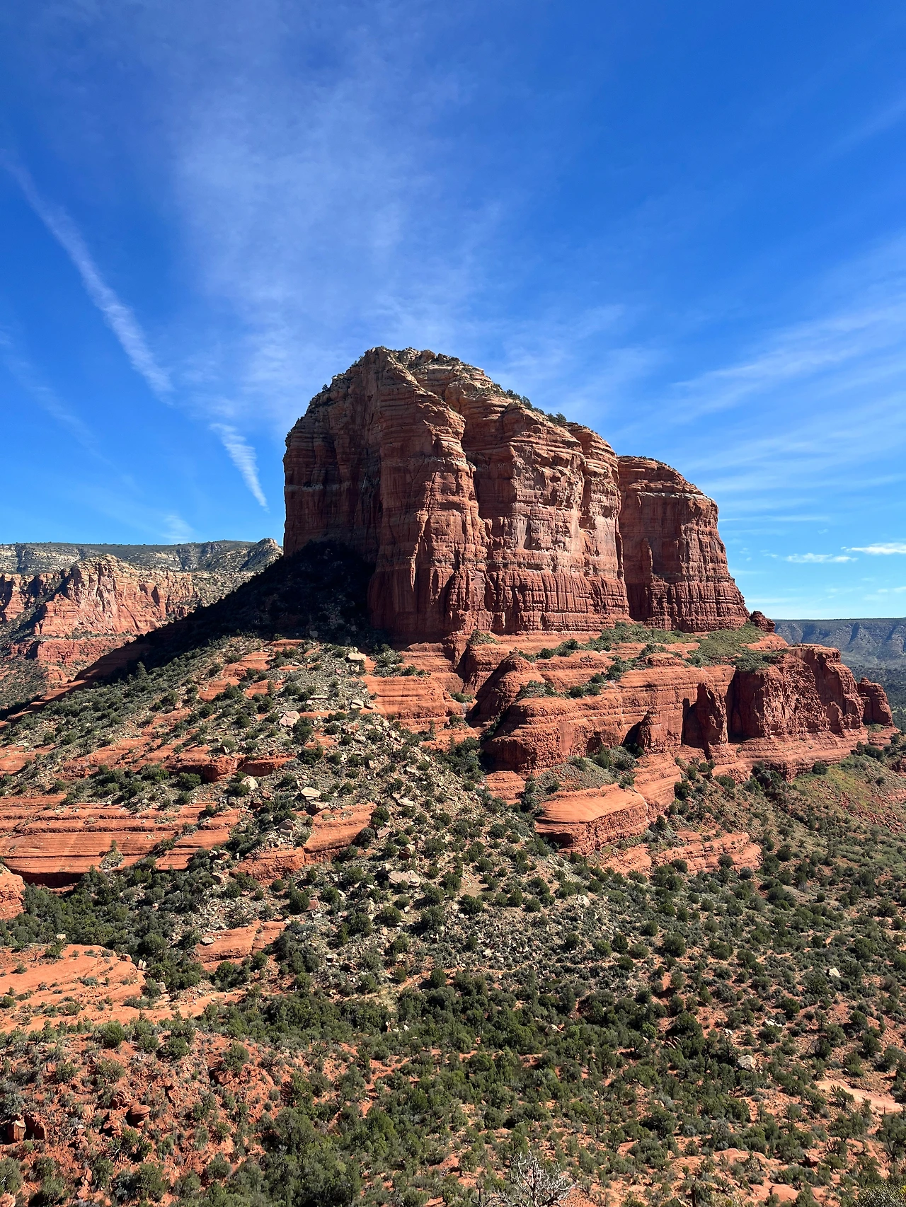 P20221020_032153881_6A8609DD-BE23-4A85-80A0-585FBFB4BCF0 conv.jpeg