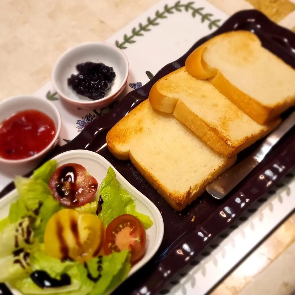 400810108_6948083721914960_536149228153484717_n.jpg?stp=dst-jpg_p960x960&_nc_cat=107&ccb=1-7&_nc_sid=5f2048&_nc_ohc=WhDcWcMU-toAX8XxSN1&_nc_ht=scontent-gmp1-1.xx&oh=00_AfAz9iYZSU535STJXbuuvSNPBxq3eOf_pAmtQQ_c0xhS2Q&oe=6554BD65