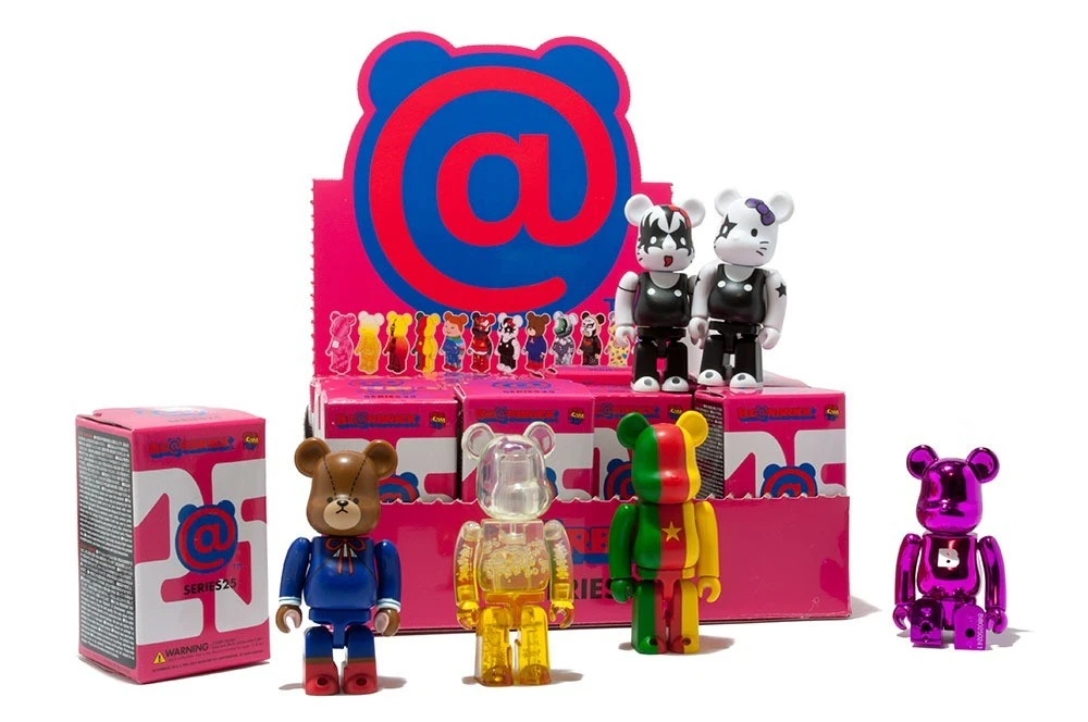 Bearbrick_20series_2025_20box_original.jpeg