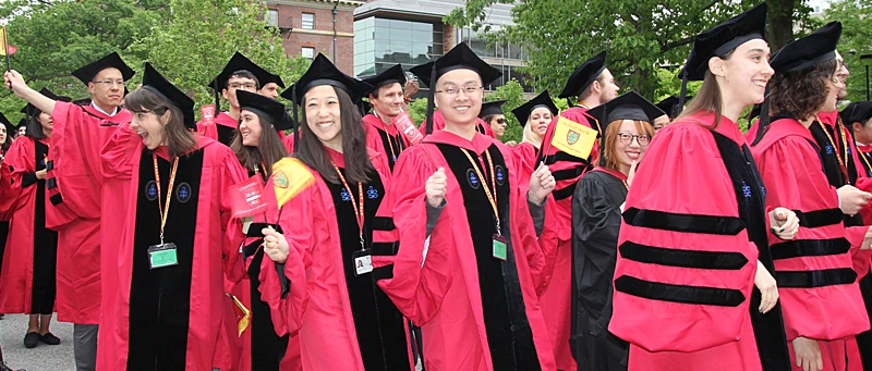 grads2019.png?m=1571590724&itok=mFDBoOWk