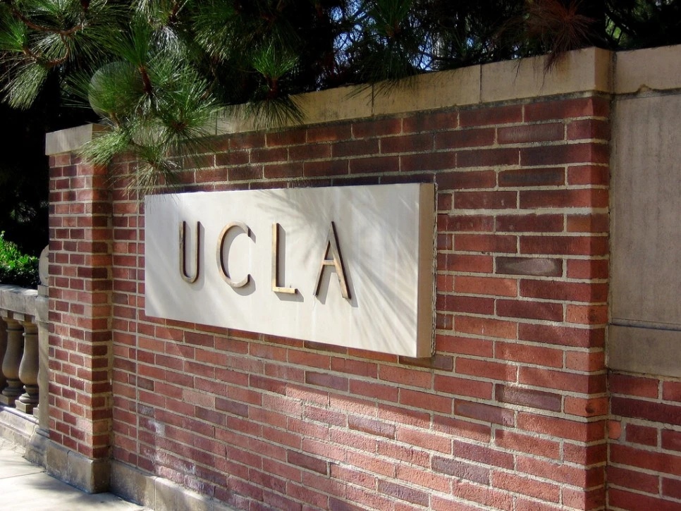 (ok)UCLA_Entrance_Sign.jpg?type=w966