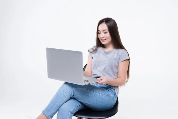 asian-woman-talking-phone-looking-laptop-while-sitting-chair-working-woman-sat-with-her-legs-crossed-confidently_231208-10537.jpg?size=626&ext=jpg