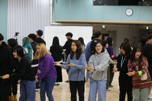 3_c61Ud018svc8eyc9l45mhm2_ufjadk.jpg?type=w520