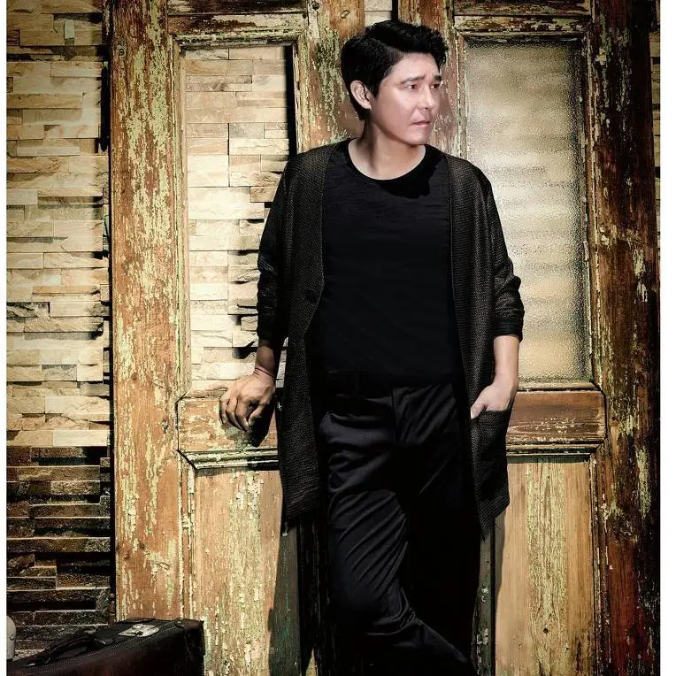 2148113458674C2428C8C4