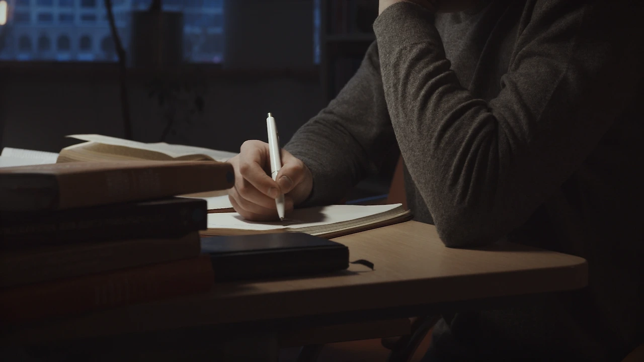 20230426_204425.00_02_29_28.스틸 002.bmp