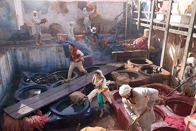 movie_image.jpg?type=m665_443_2