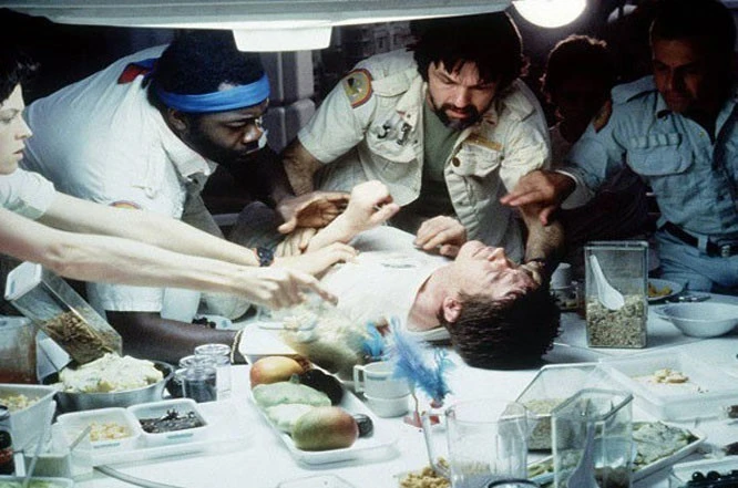 ?src=http%3A%2F%2Fpost.phinf.naver.net%2F20130825_148%2Fmovieman2000_1377436544767BhVrQ_JPEG%2Fmug_obj_137726369533471196.jpg&type=sc960_832