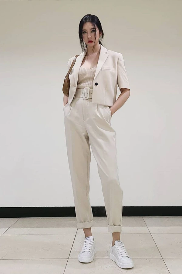 %EC%84%A0%EB%AF%B8.png?type=w1200