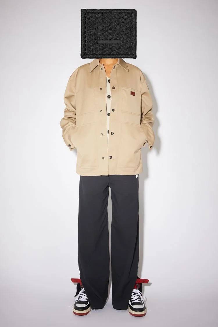 C90048-AEK_PLP_woman-face.jpg?type=w1200