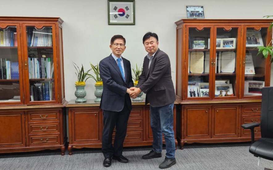 33389f123adff8963c1f96ea08282bedcfbecb99