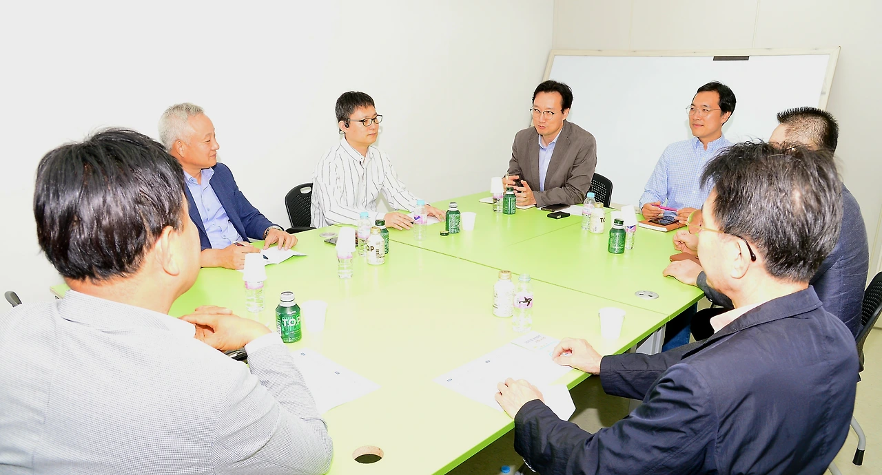 de4564c438059e699707afe75b3c2c0980e1ac00