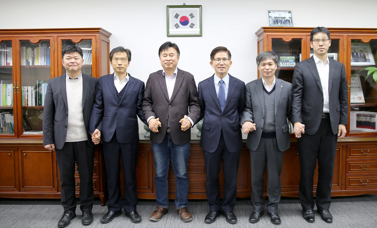 f8291c0bcbbbfd5796a37bfc58a2a837d1063b7b