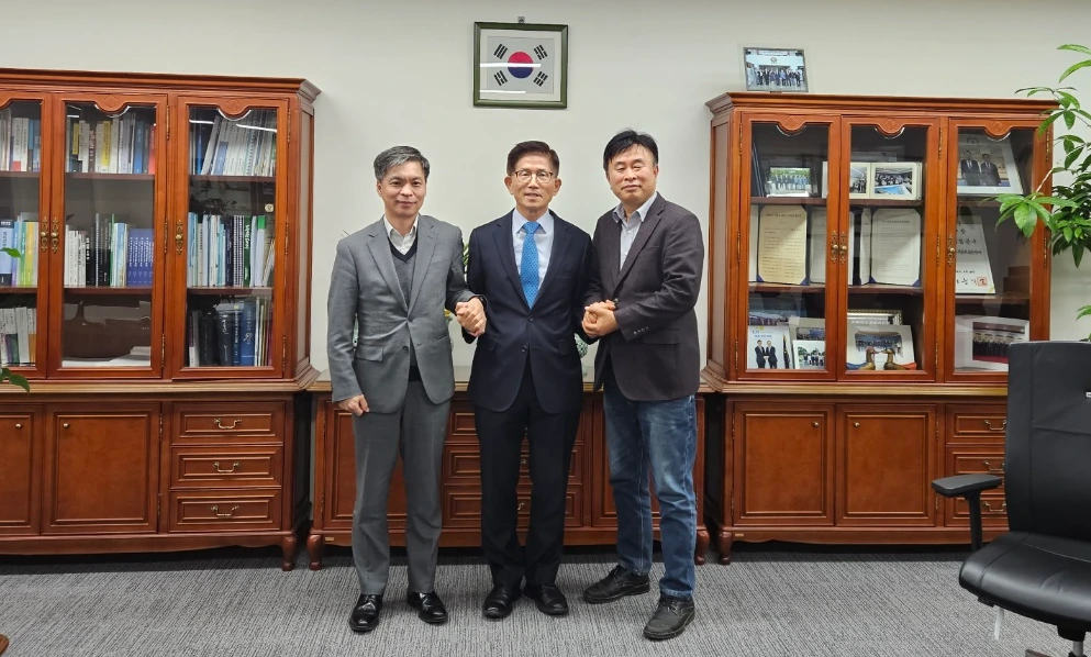 865b4bb406cd32ca77bfecbf6d463c553a943c11