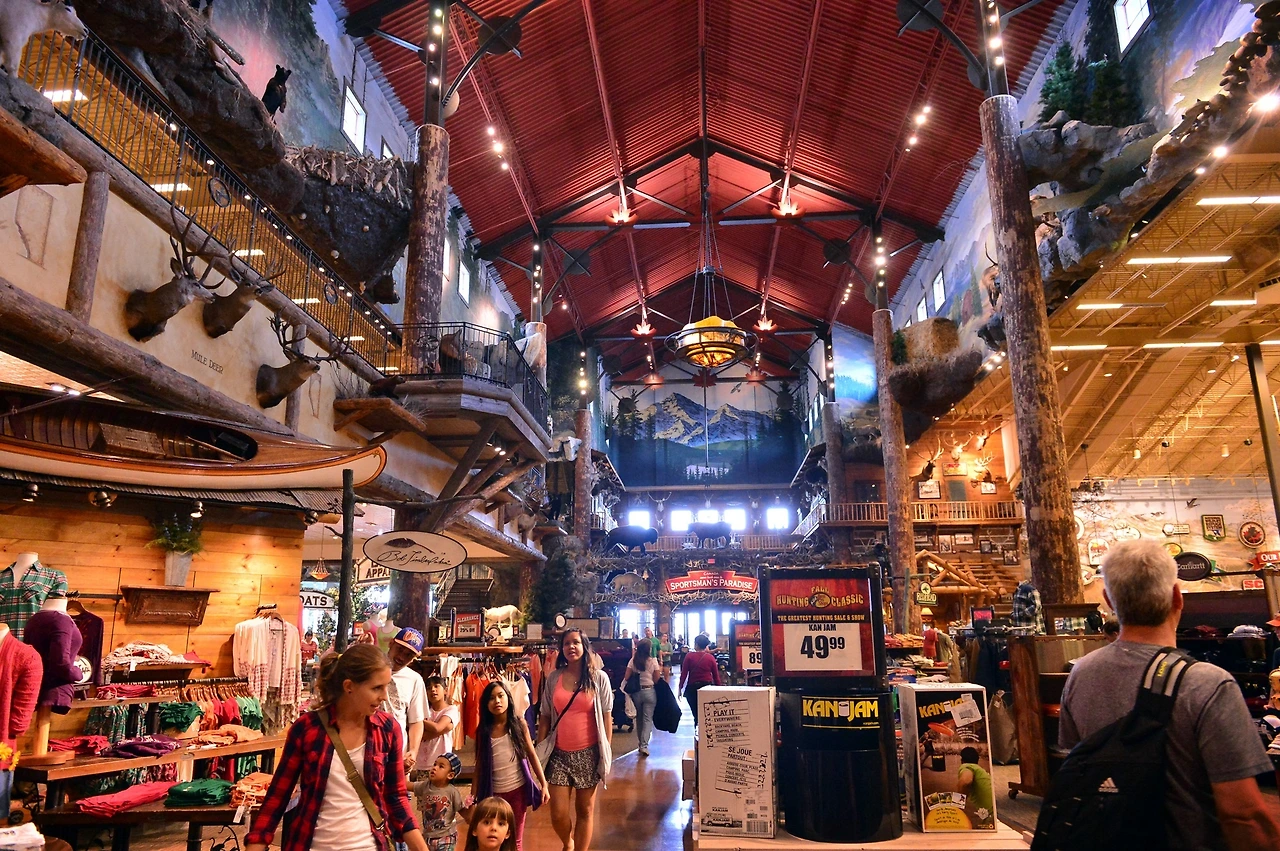 크로스아이언 밀스.JPG