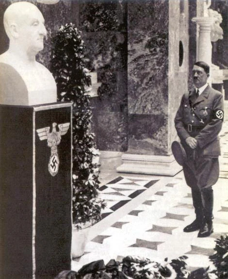 Bruckner-in-Wallhalla-1937-lecture.jpg?type=w1