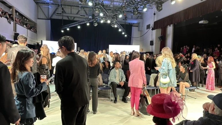 밴쿠버 패션위크.jpeg