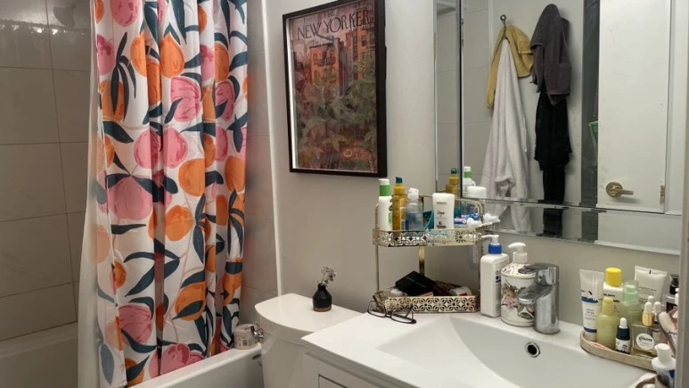 밴쿠버 집 욕실.jpeg