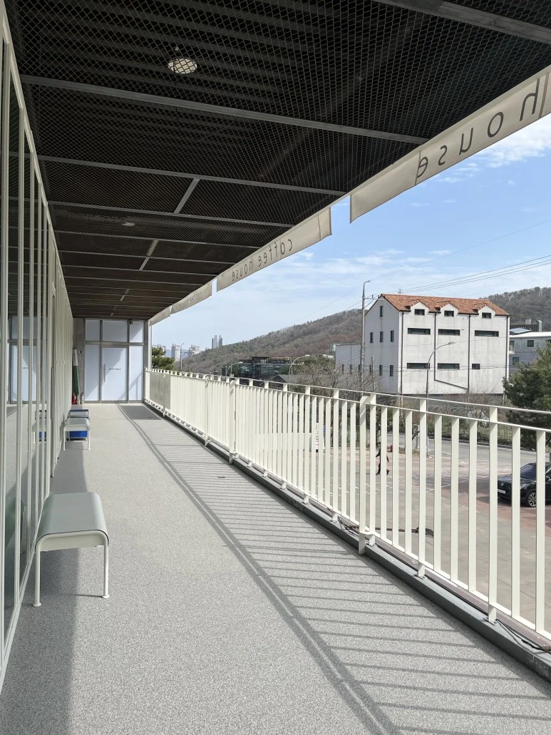 1711370435789.jpg?type=w773