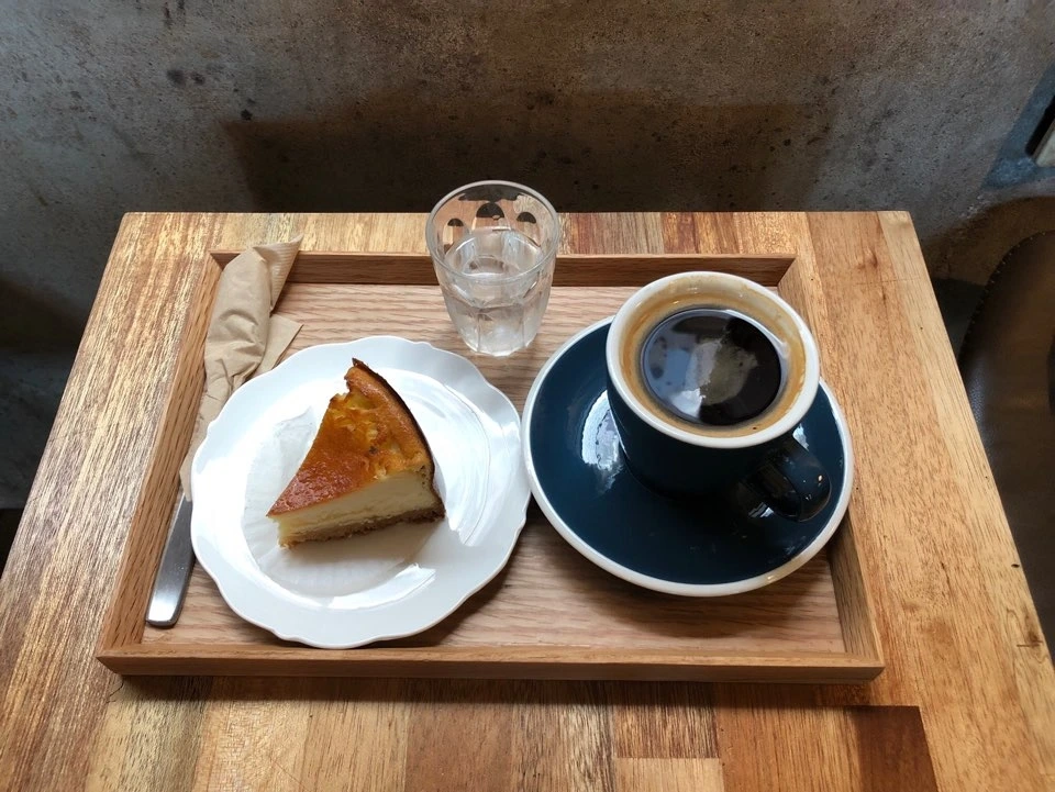 충15 세상상회_3.jpeg