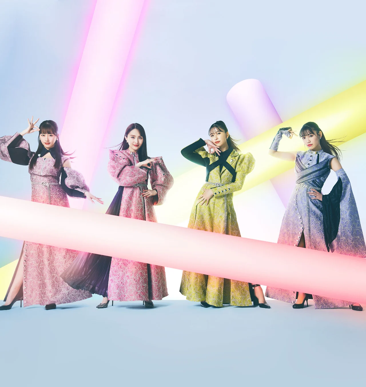 모모이로 클로버Z_아티스트 사진.jpeg