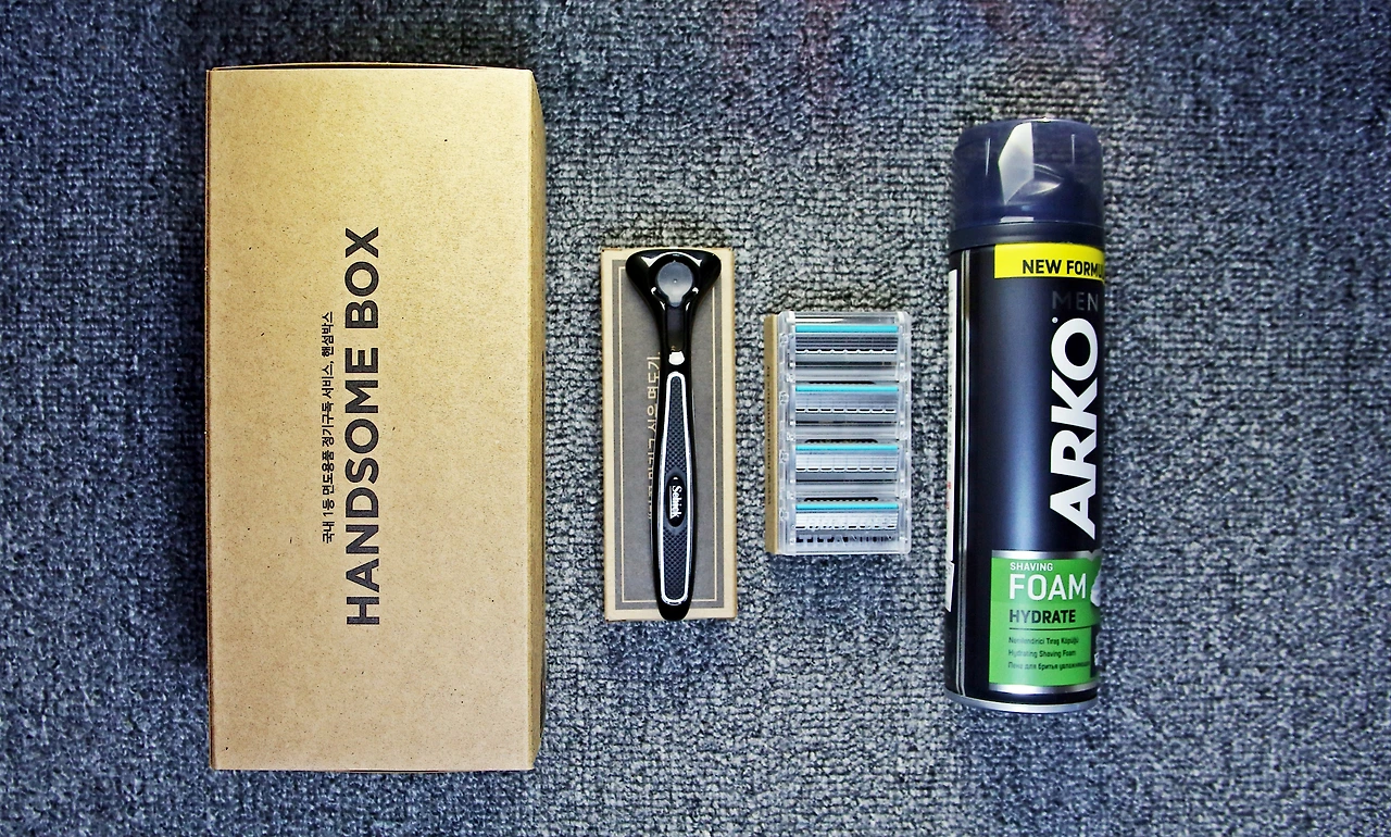 핸섬박스 이미지 11.jpeg