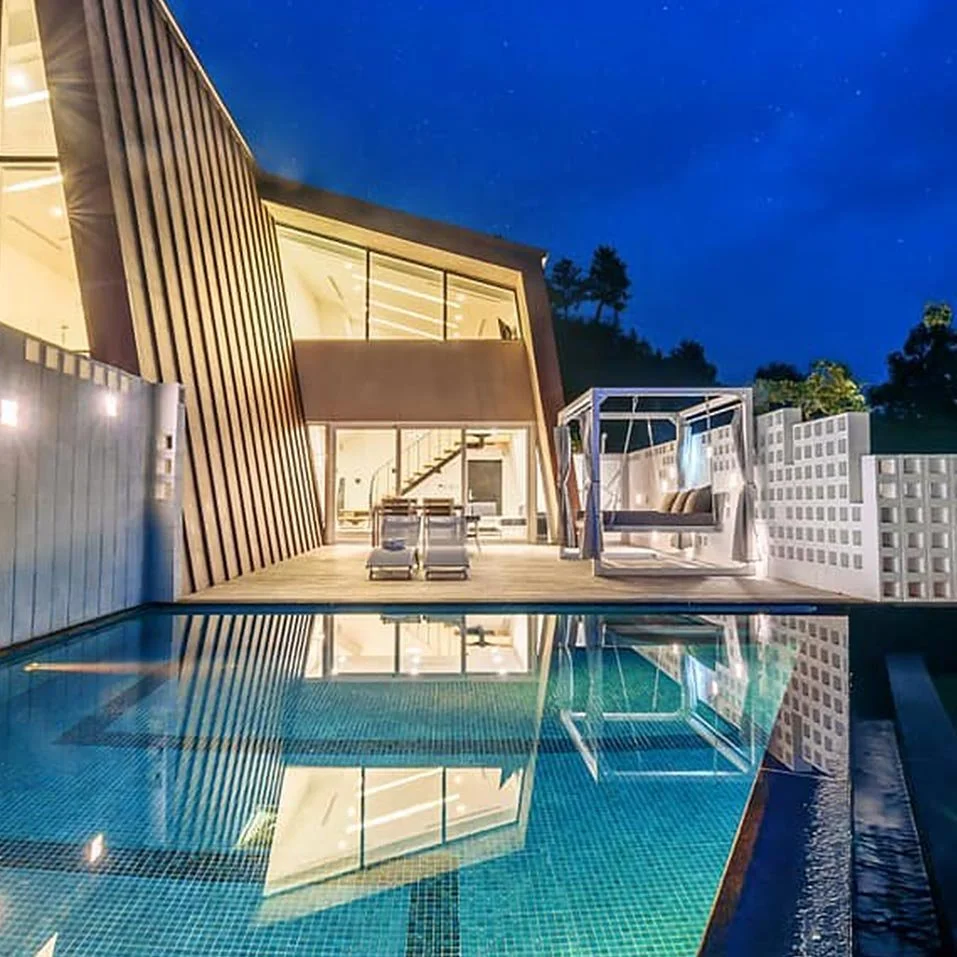 sub_05_04_instagram__theview1151.jpg?type=w1200