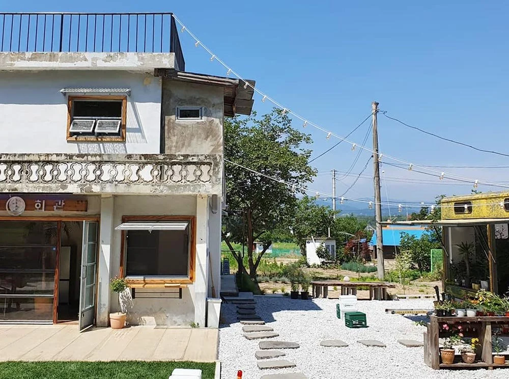 sub_02_03_instagram__moon_star.official.jpg?type=w1200