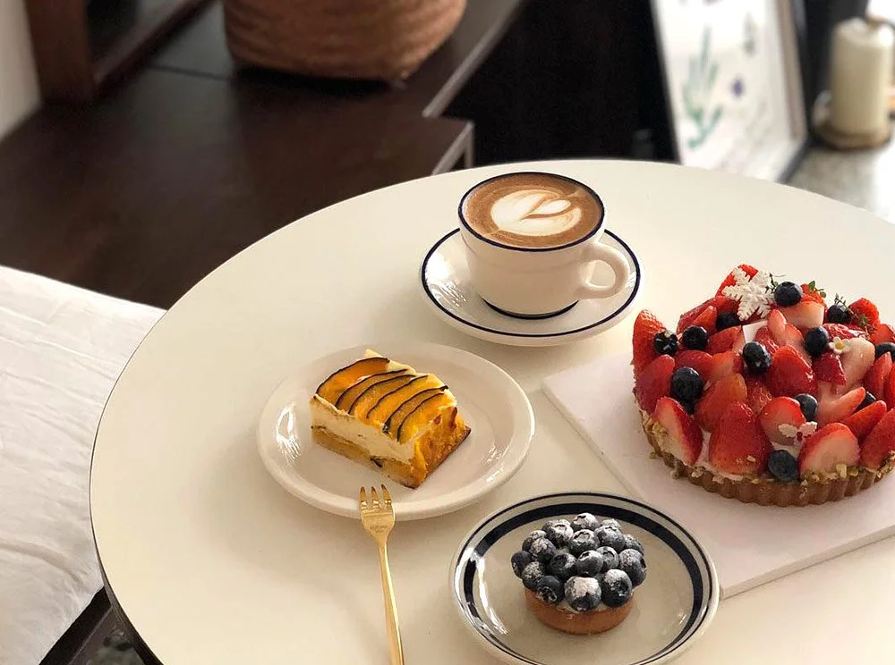 sub_06_01_Instagram_white.brick.jpg?type=w1200