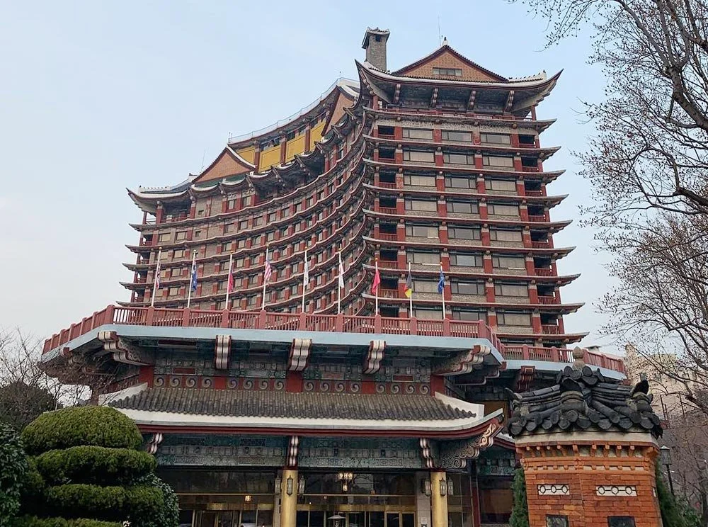 sub_03_01_instagram__aug_21.shj.jpg?type=w1200