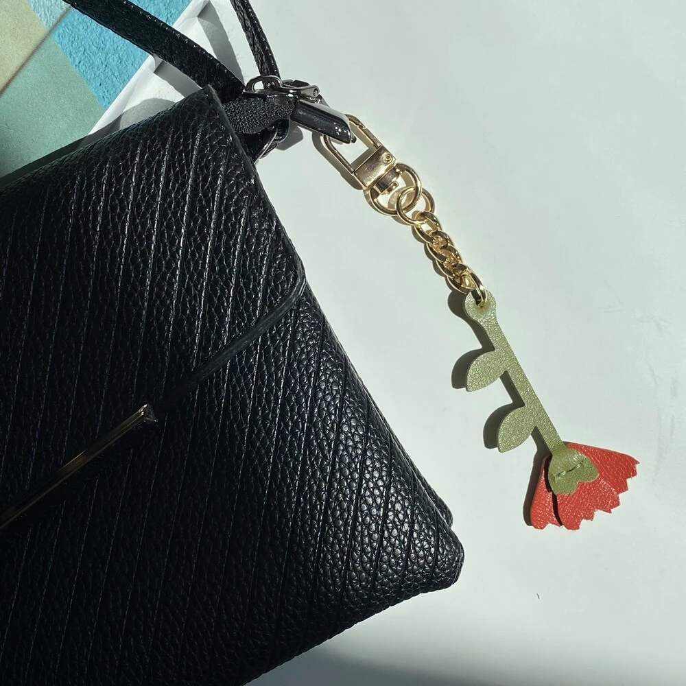 카네이션 키링.jpeg