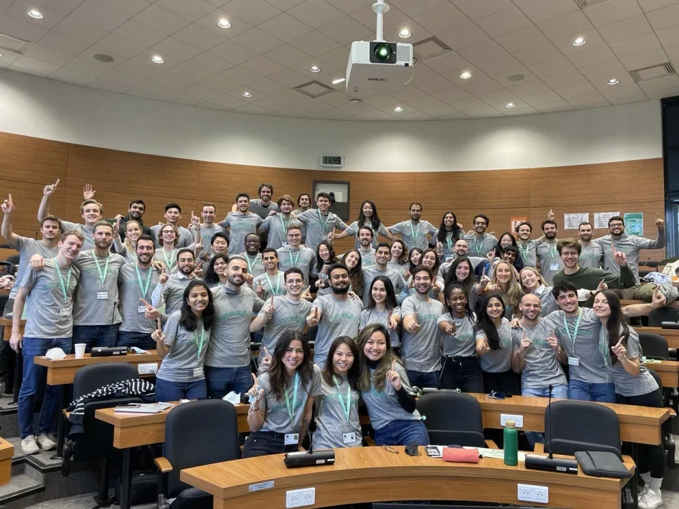 IMG_4635.JPEG?type=w966