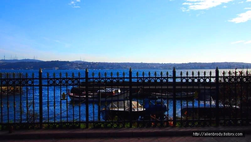 2266BB4C53C7DD1A35717D