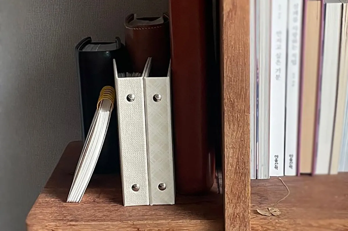 eyJidWNrZXQiOiJ0dW1ibGJ1Zy1pbWctYXNzZXRzIiwia2V5Ijoic3RvcnkvNWM2YjQ1ZGItYmYyZi00OTI4LTkyMTUtNDZhNWMxNzgzNjg1LzBiMGYxYjNlLTgzNTQtNDA0NC1hMzc4LTMxMjkxNDM5MTE1Ni5qcGciLCJlZGl0cyI6eyJyZXNpemUiOnsid2lkdGgiOjEyNDAsIndpdGhvdXRFbmxhcmdlbWVudCI6dHJ1ZX0sInJvdGF0ZSI6bnVsbH19