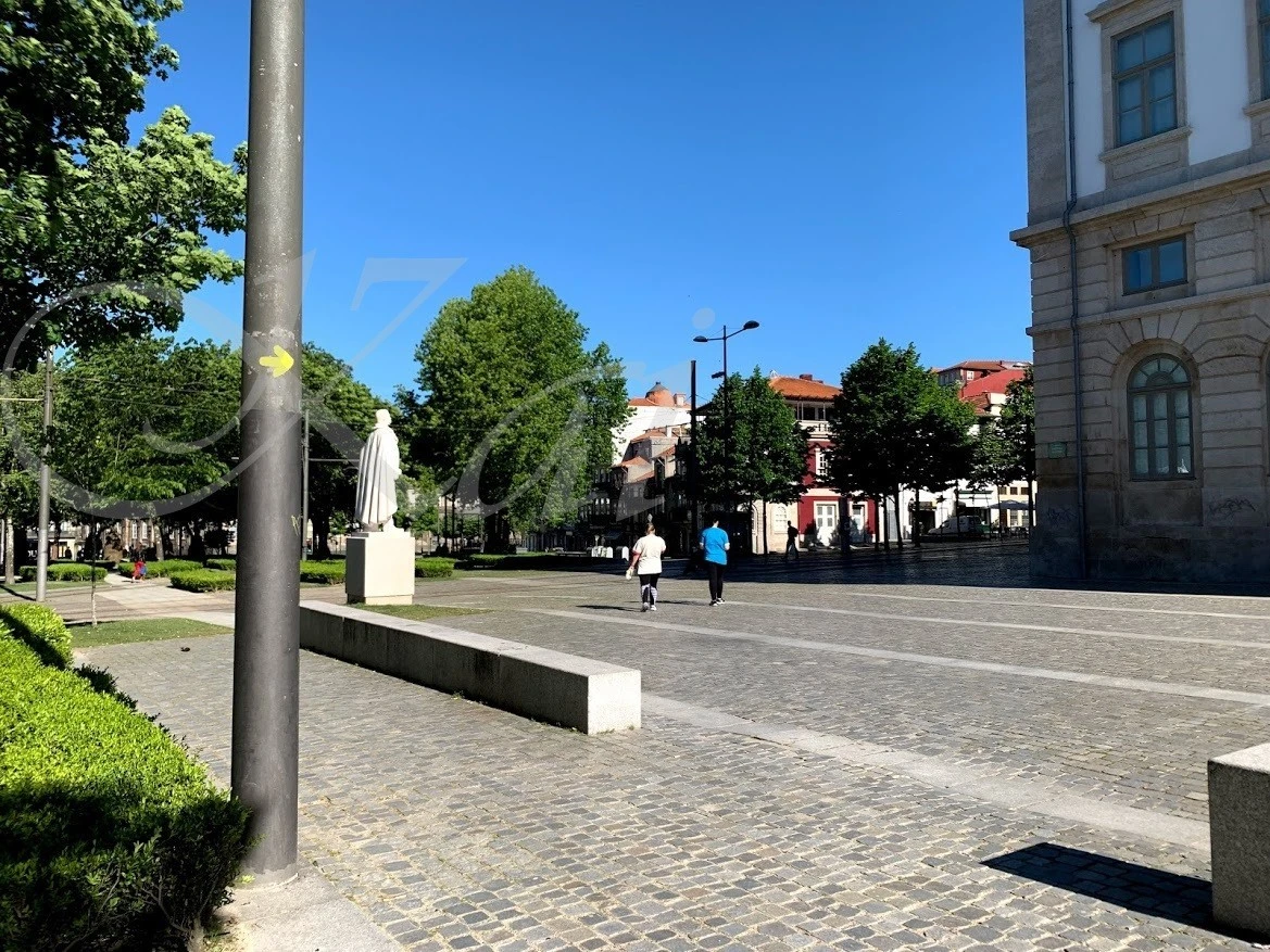 b_i0eUd018svce0ninmzbczef_wocx9r.jpg?type=e1920_std