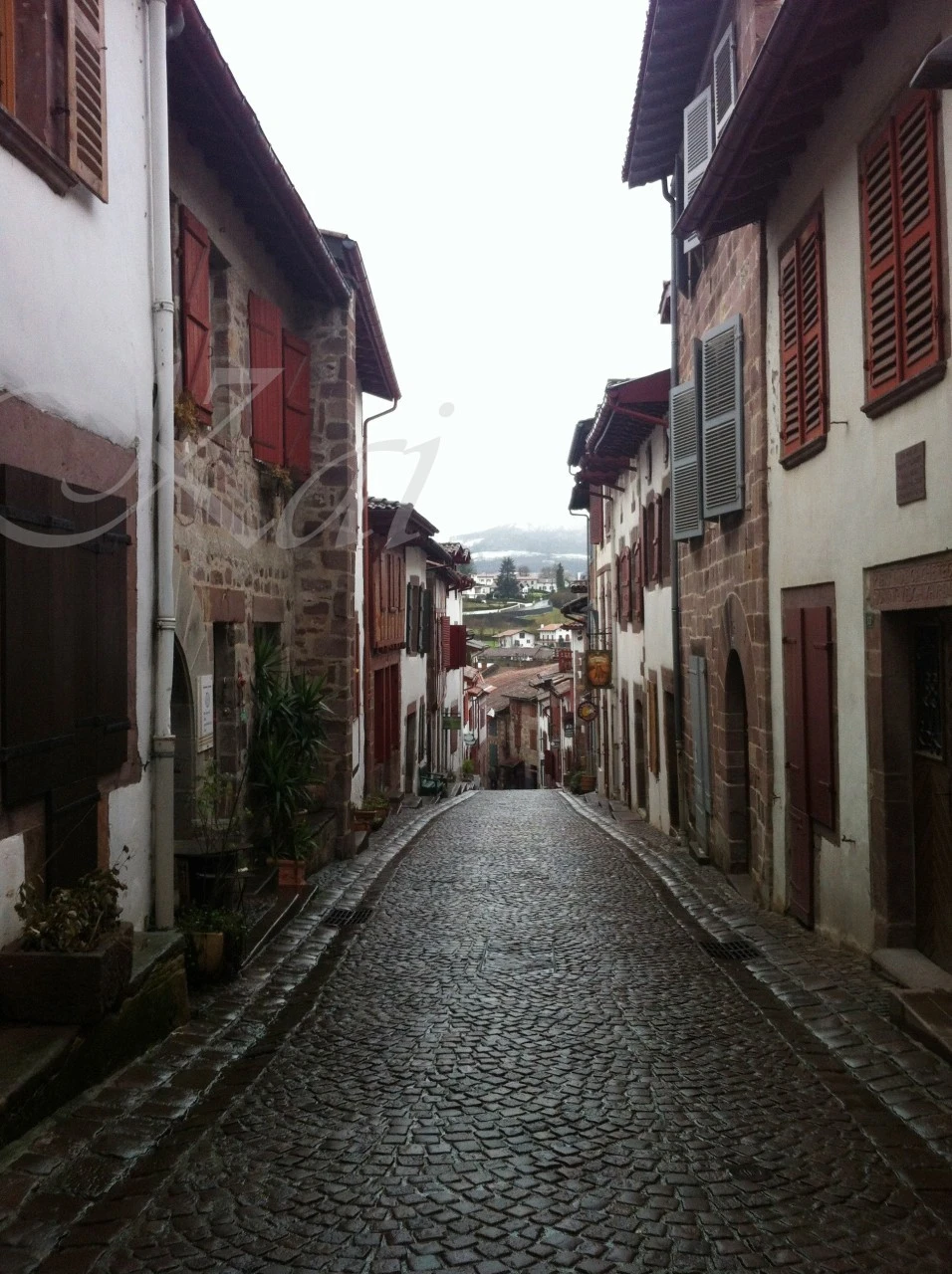 4_cjhUd018svc2ye3wbad1exs_wocx9r.jpg?type=e1920_std