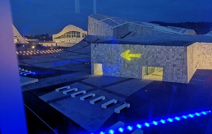 a_47eUd018svc1288hifv2tqoz_wocx9r.jpg?type=e1920_std