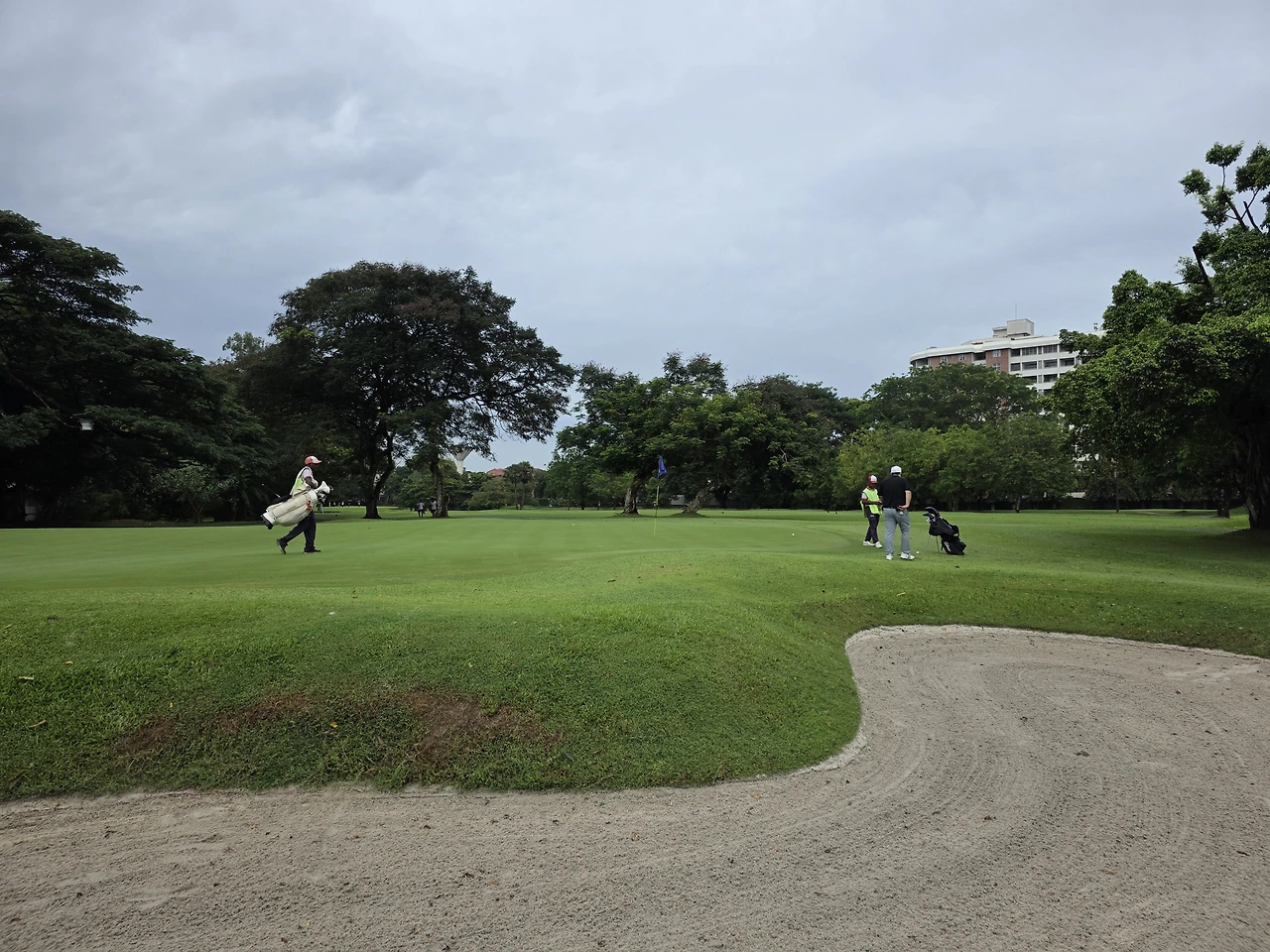 img.jpg?credential=yqXZFxpELC7KVnFOS48ylbz2pIh7yKj8&expires=1769871599&allow_ip=&allow_referer=&signature=IGDDYSqrDlnUoLqrmWHYkvEfneE%3D